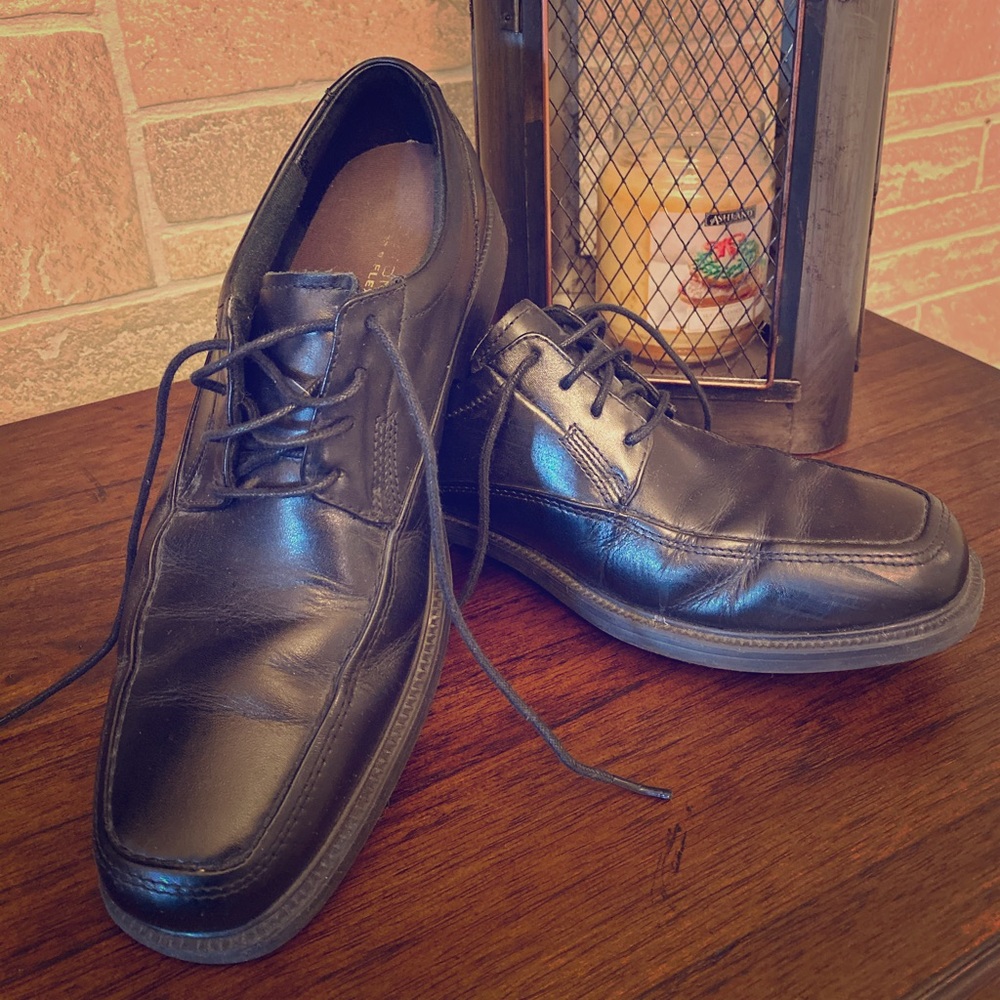 Gently Worn Dress Shoes